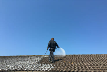 What is a Roof Cleaning Maintenance Plan?