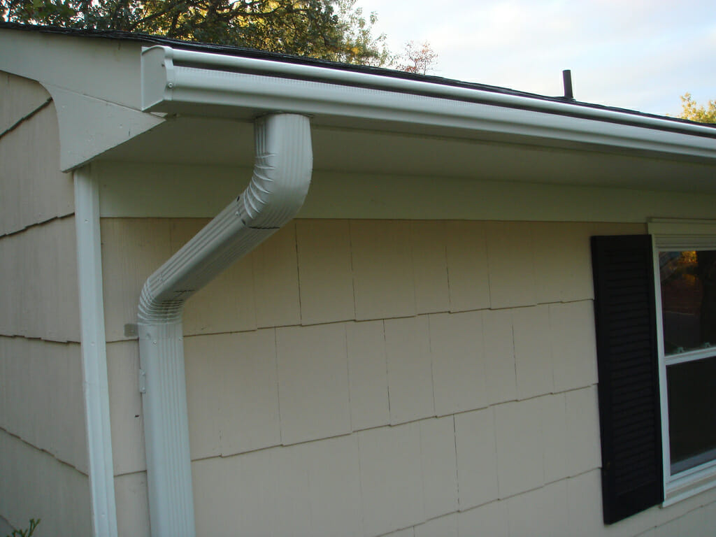 How Much Does it Cost to Have My Gutters Cleaned?