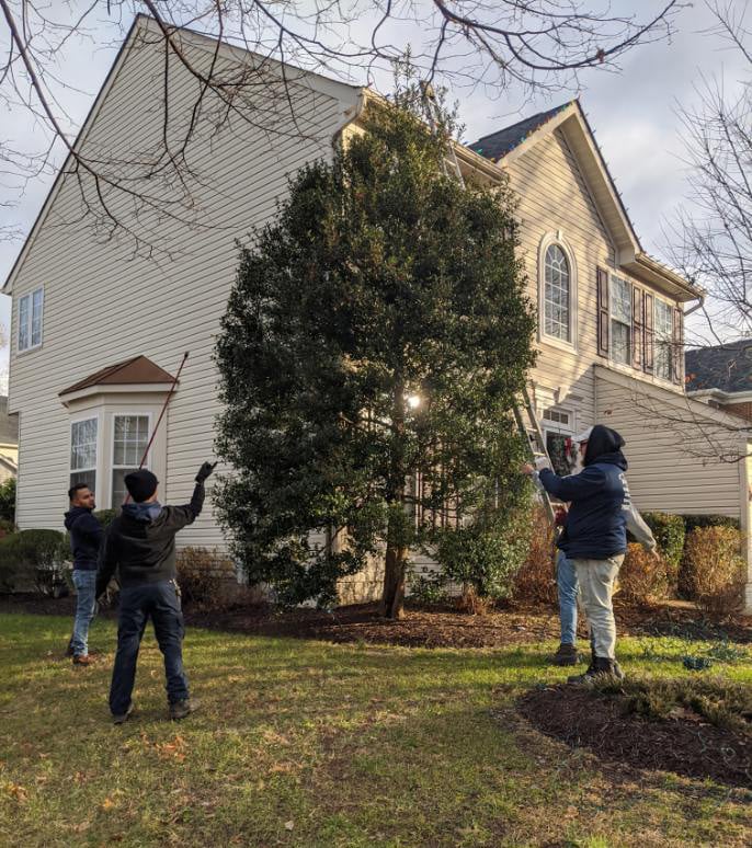 holiday lighting install