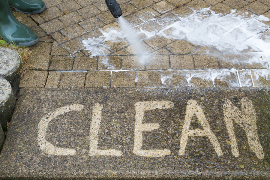 Soft Washing vs. Pressure Washing … Is There Really a Difference?